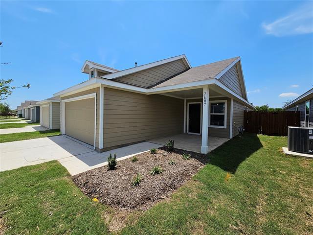 Building Photo - 7609 Bluebell Ln