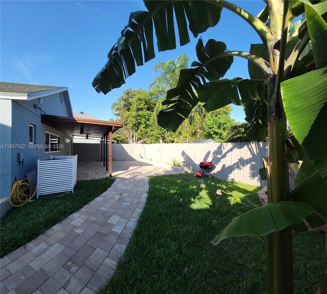 Building Photo - 22225 SW 100th Ave