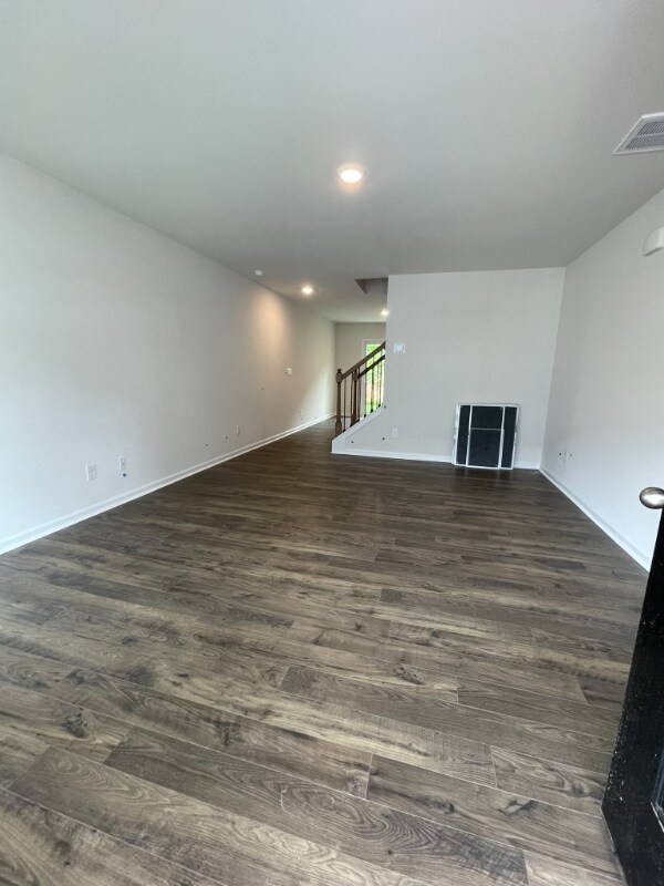 Building Photo - 23 Virginia Cmns Dr