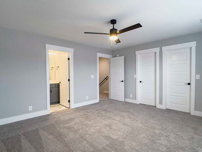 Building Photo - 406 Jonathan Wade Cir