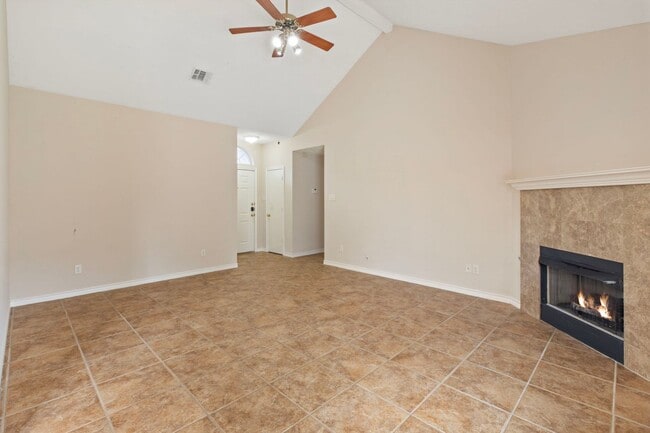 Building Photo - MAY MOVE IN!  3 Bed, 2 Bath Home in Bryan Available Now!
