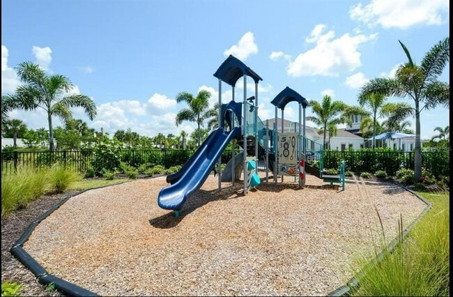 Building Photo - 12604 Promenade Estates Blvd