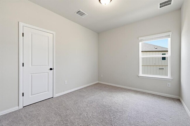 Building Photo - 11808 Seaside Wds Dr