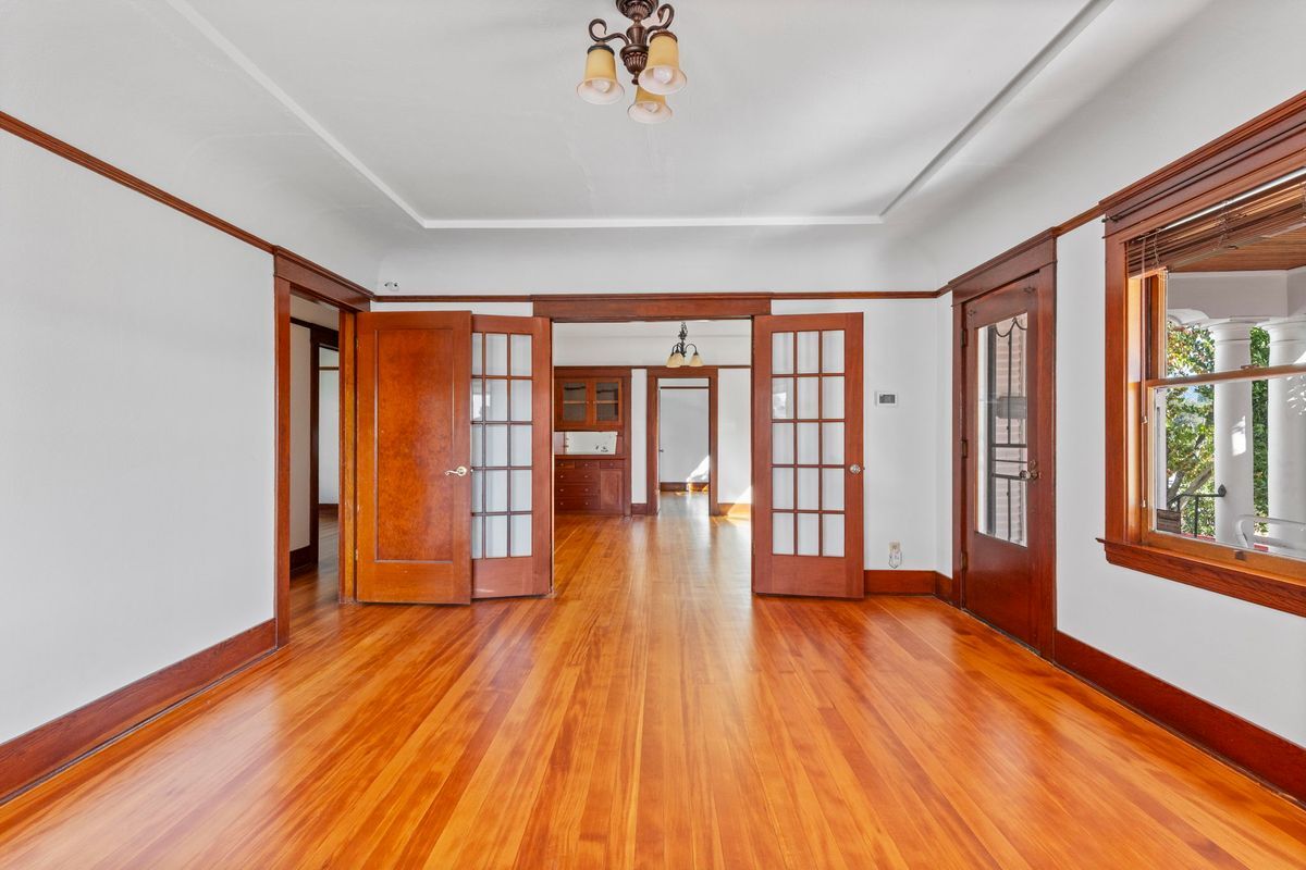 Building Photo - 205 Court St