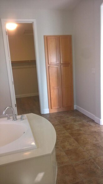 Building Photo - 11995 Erato Cir