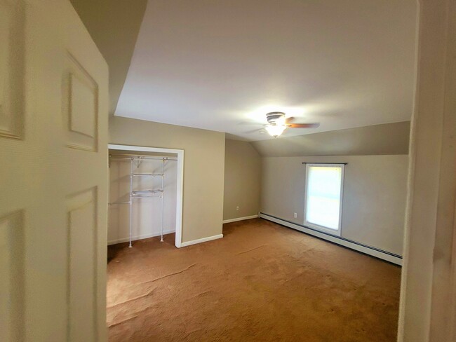 Main Bedroom - 37 Estrada Rd