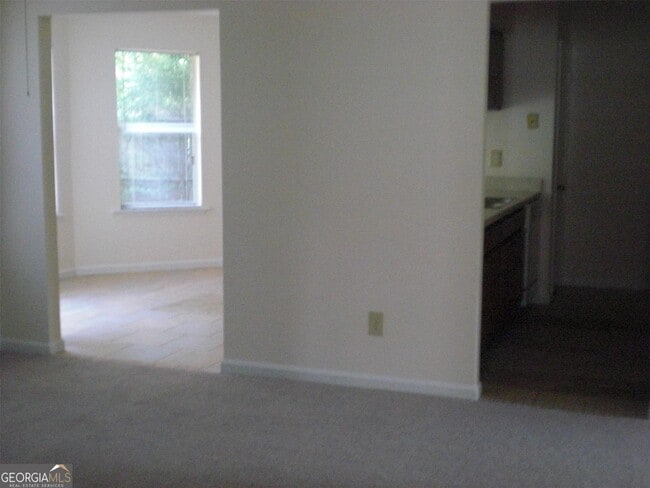 Building Photo - 1651 Rolling Hills Trail SE