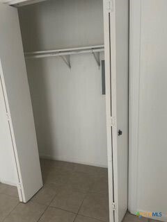 Building Photo - 506 Esther Cir