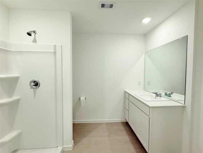 Building Photo - 6831 Flowering Ginger Ln
