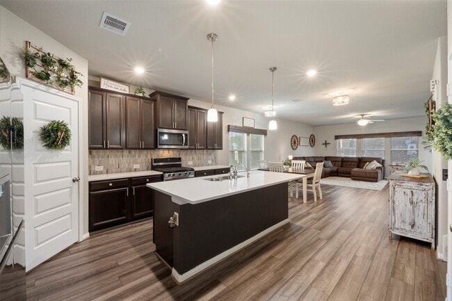 Building Photo - 13010 Red Blossom Cir