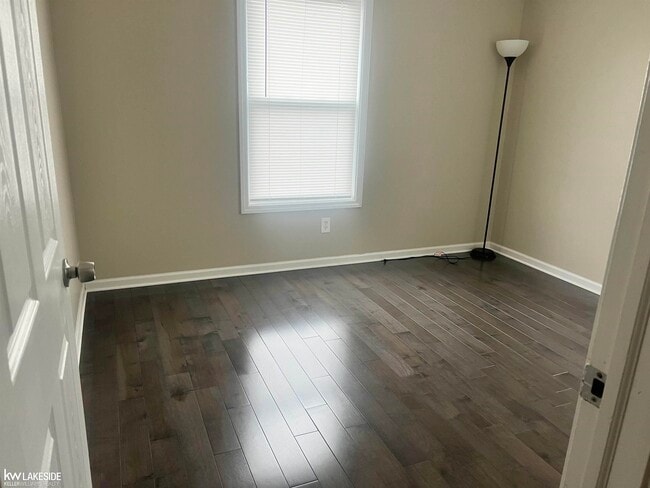 Building Photo - 1511 Porter Cir