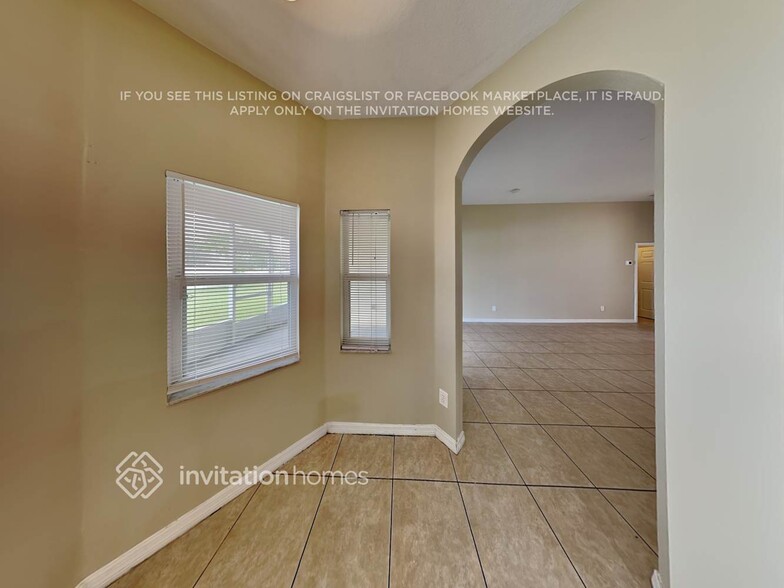 Building Photo - 2715 Patrician Cir