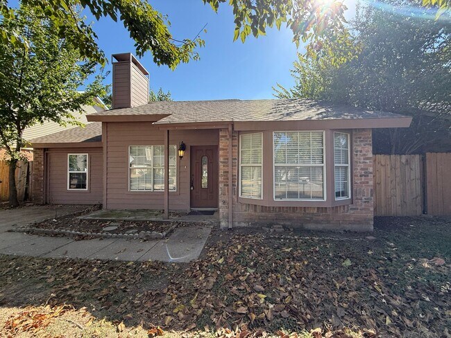 Primary Photo - 3 bedroom 2 bathroom house in 76137