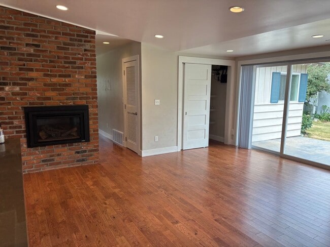 Building Photo - Charming Updated Home Near Fernan Lake & D...