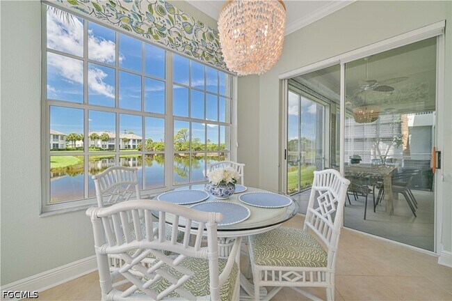 Building Photo - 5000 Royal Shores Dr