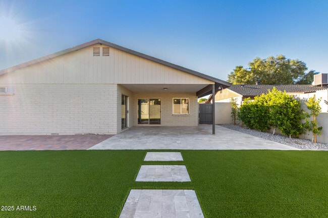 Building Photo - 4107 N 106th Ave