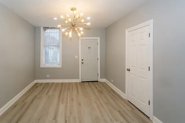 Building Photo - 834 N Mozart St