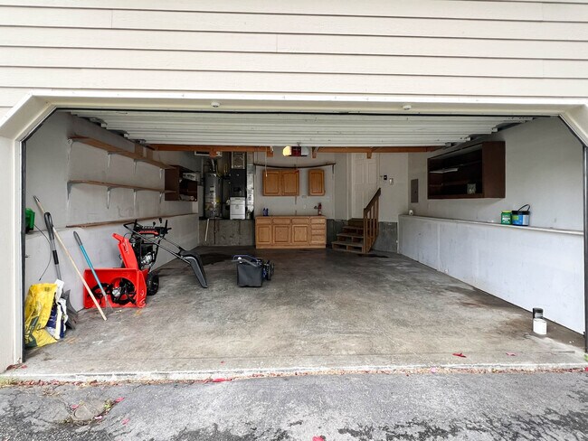 Building Photo - 17841 Beaujolais Dr