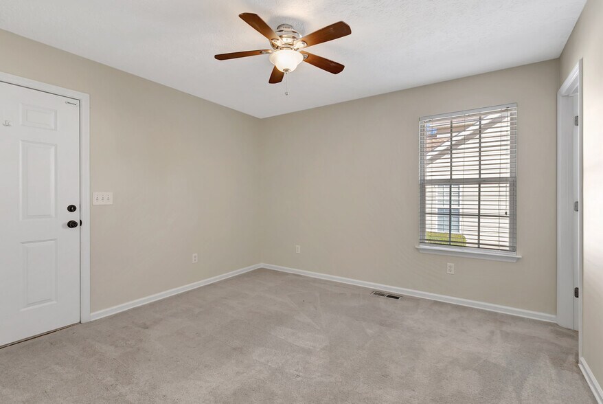 Building Photo - 1549 Cora Dr