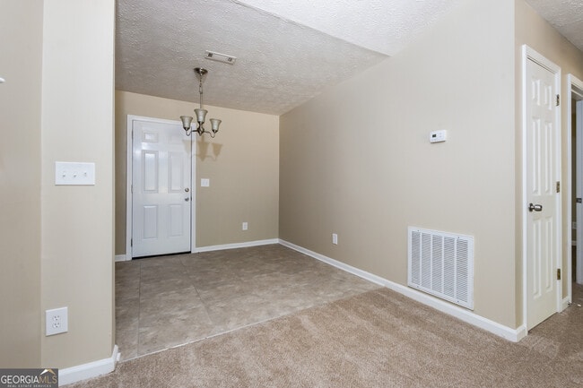 Building Photo - 7975 Trinity Park Dr