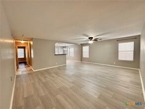 Building Photo - 2384 Medina Dr