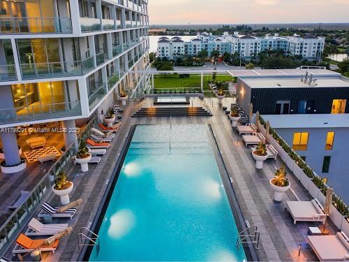 Building Photo - 2000 Metropica Wy