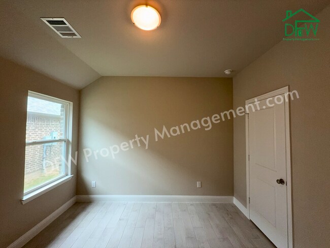 Building Photo - Modern 3-Bedroom Home with Open Layout & Large Backyard in Anna, TX