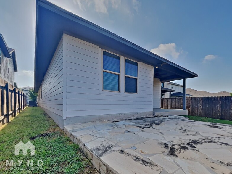 Building Photo - 136 Shearwater Ln