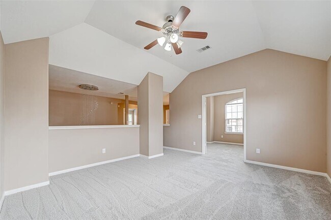 Building Photo - 16942 Langham Crossing Ln