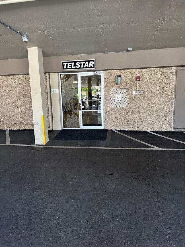 Building Photo - 1811 Jefferson St