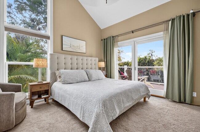 Building Photo - 13074 La Mirada Cir