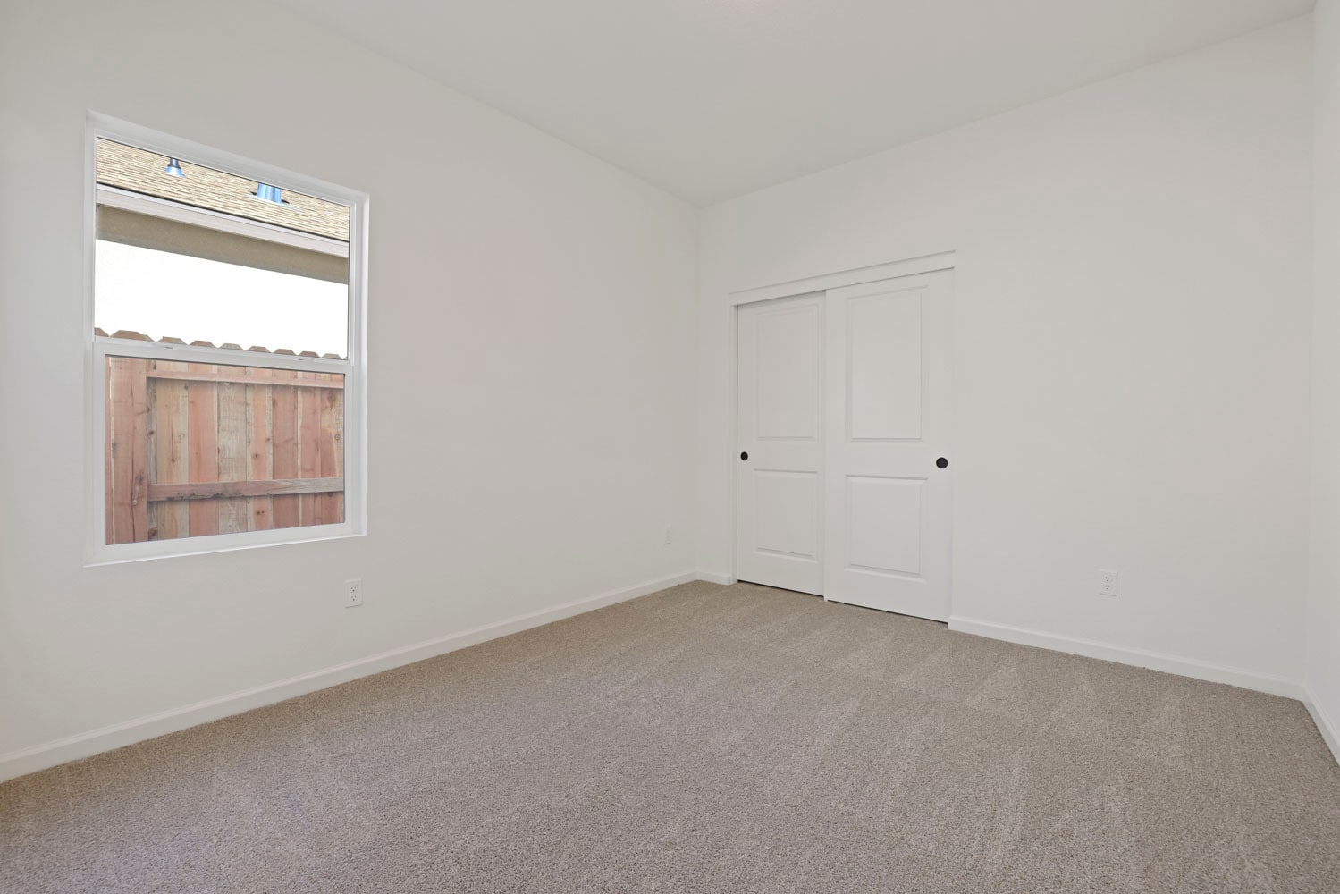 Master Bedroom - 522 Bedfordshire Dr