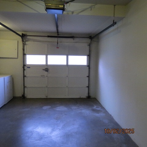 Garage Door - 2132 Town and Country Ln