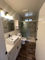 Building Photo - 190 Aromas Rd