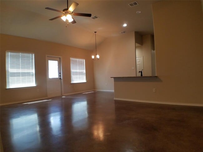 Building Photo - 119 Samuel Dr