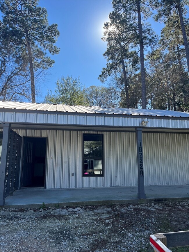 Building Photo - 18222 Bonnie Alice Dr