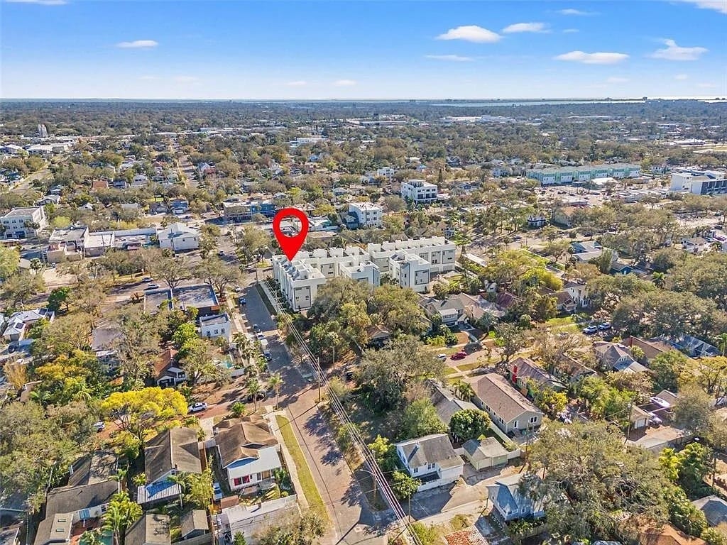 Building Photo - 104 26th St N