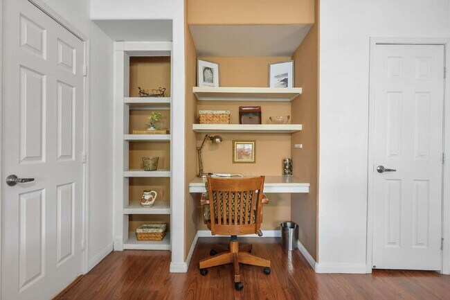 Building Photo - "Chic 1-Bedroom Oasis in Prime Las Vegas Location – 813 Sq. Ft. of Comfort with a GARAGE!"