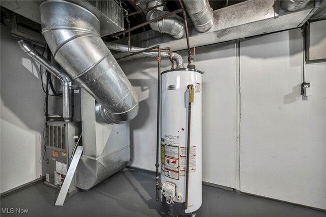 Building Photo - 10213 Dove Ave