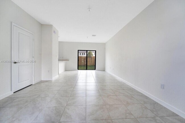 Building Photo - 23503 SW 129th Ave