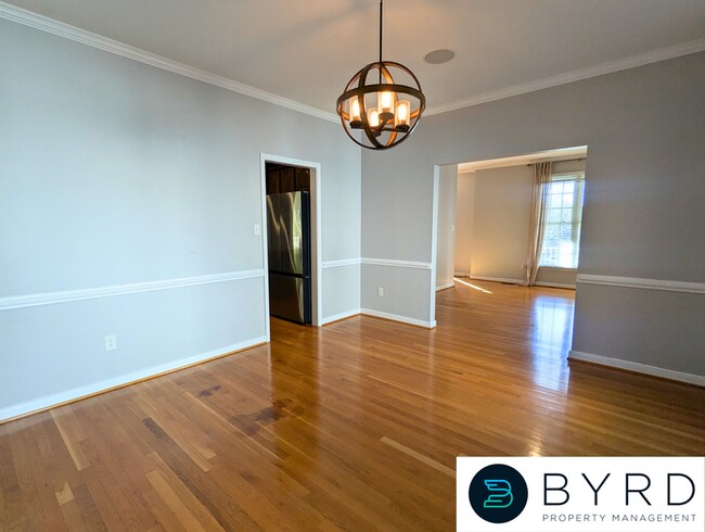 Building Photo - 7757 Hampton Green Dr