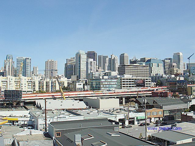 Primary Photo - 555 4th St