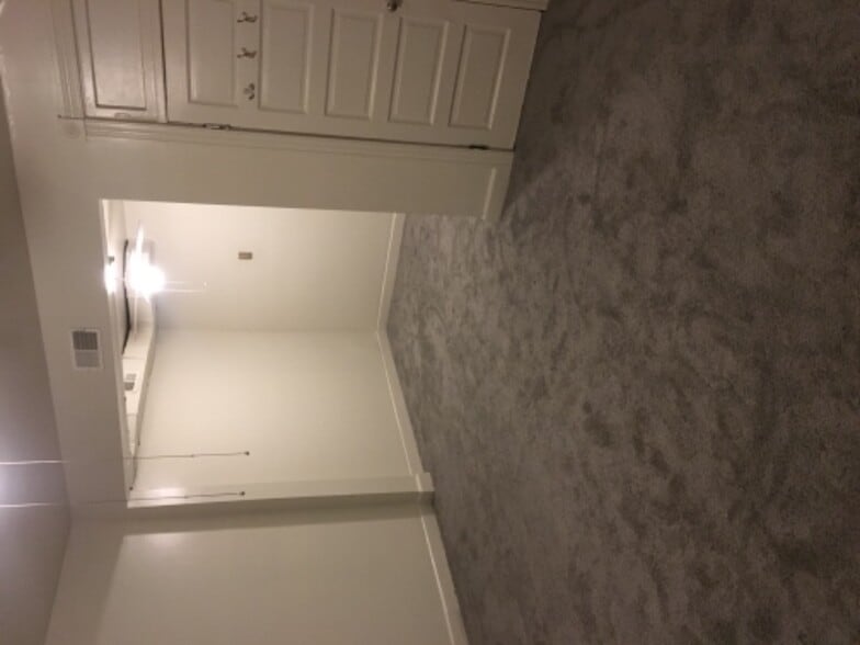 Building Photo - 3308 Auchentoroly Terrace