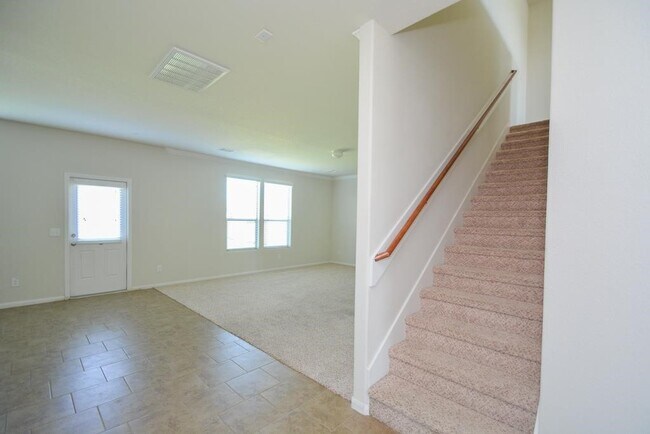 Building Photo - 5827 Banyan Oak Ct