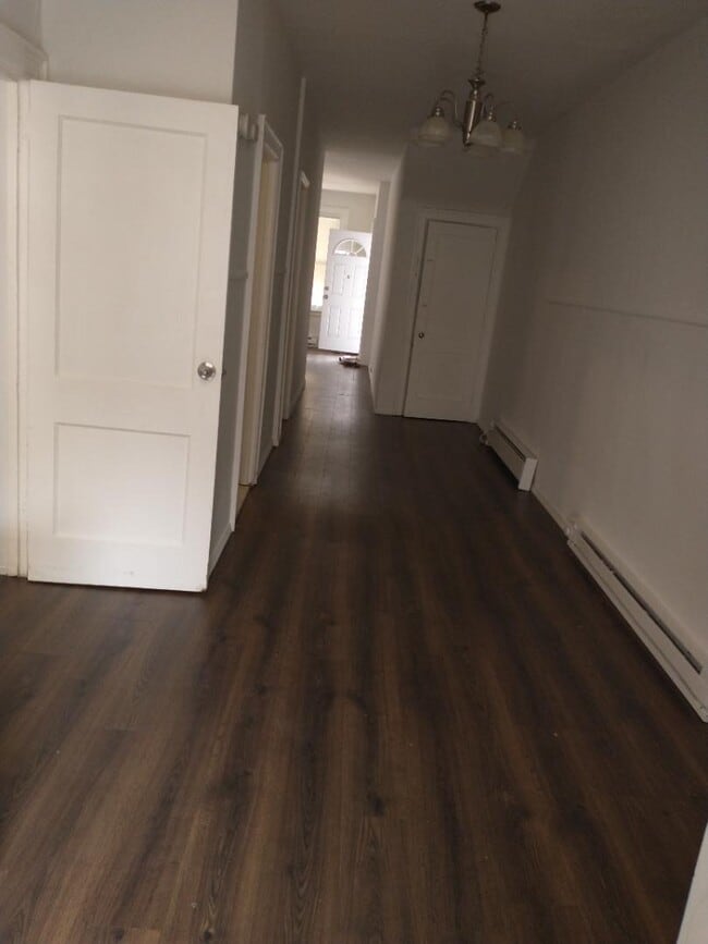 Building Photo - 5626 N 12th St