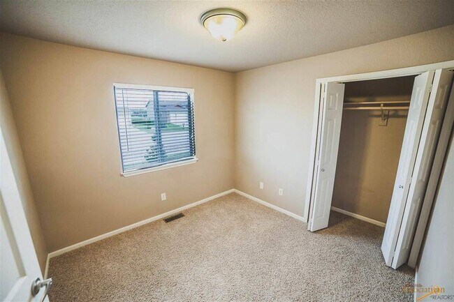 Building Photo - 6933 Cog Hill Ln
