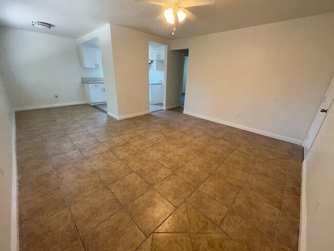 Building Photo - 125 Magnolia Ave