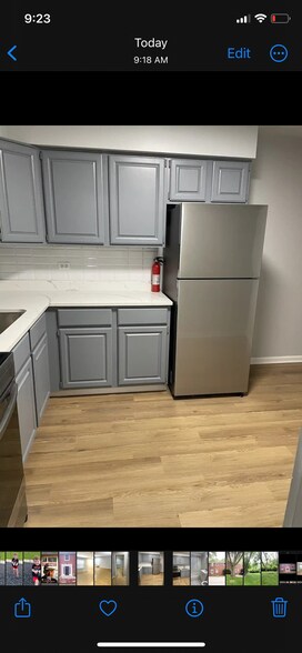 Kitchen - 4713 Elm St