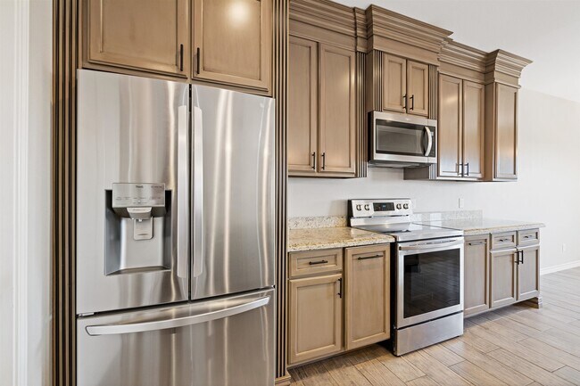 Building Photo - 306 Javier Dr