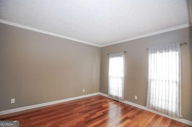 Building Photo - 435 Chandler Ct